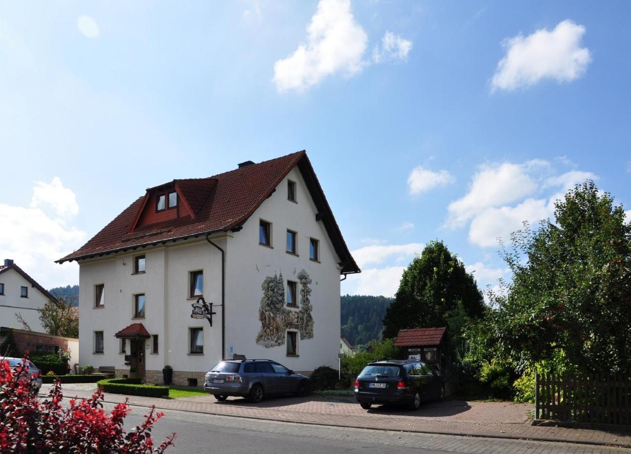 Schleid Landhotel Zur Pferdetraenke מראה חיצוני תמונה